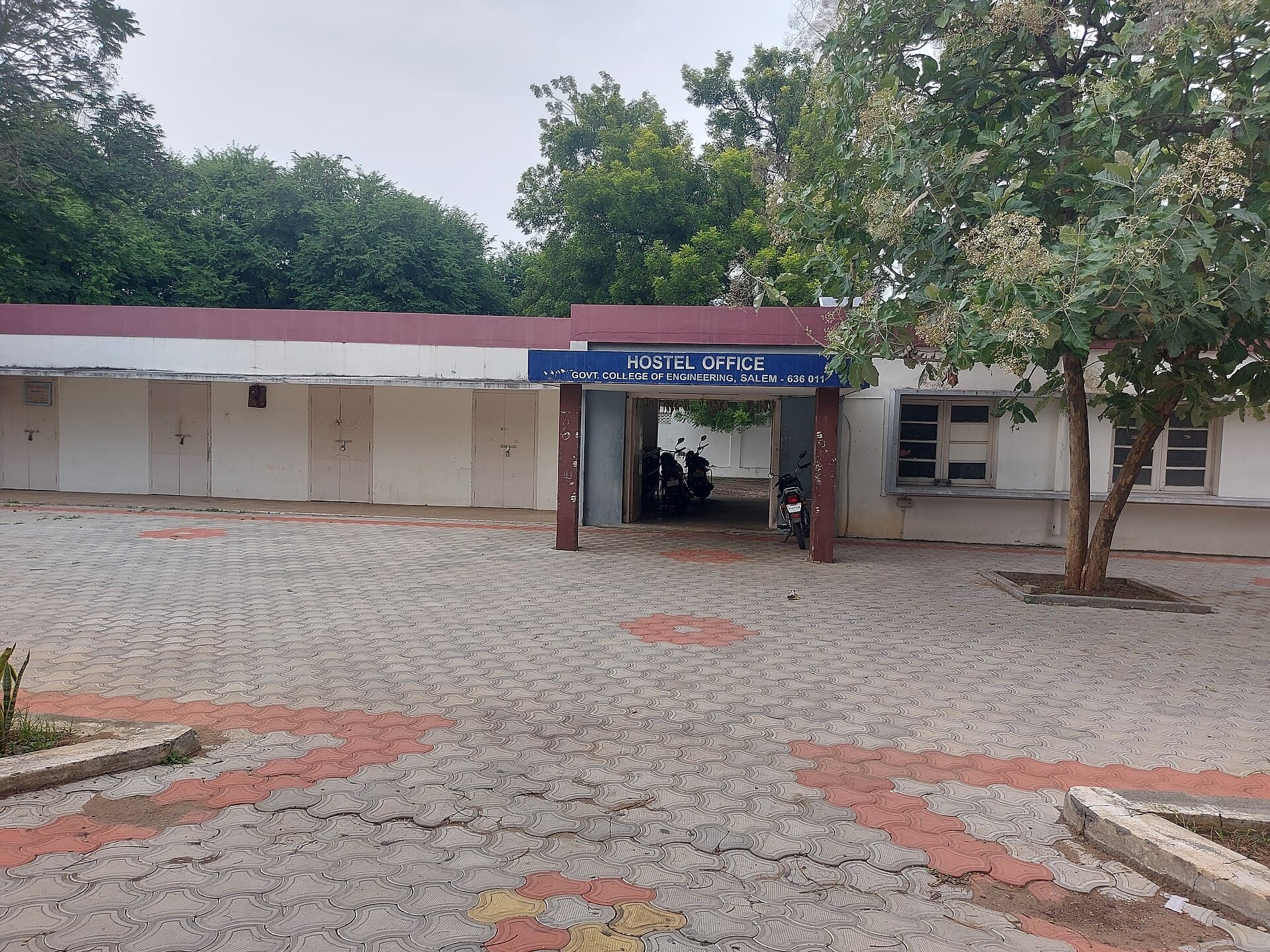 Hostel and Living Costs for Students in Tamil Nadu — image 1 of 1
